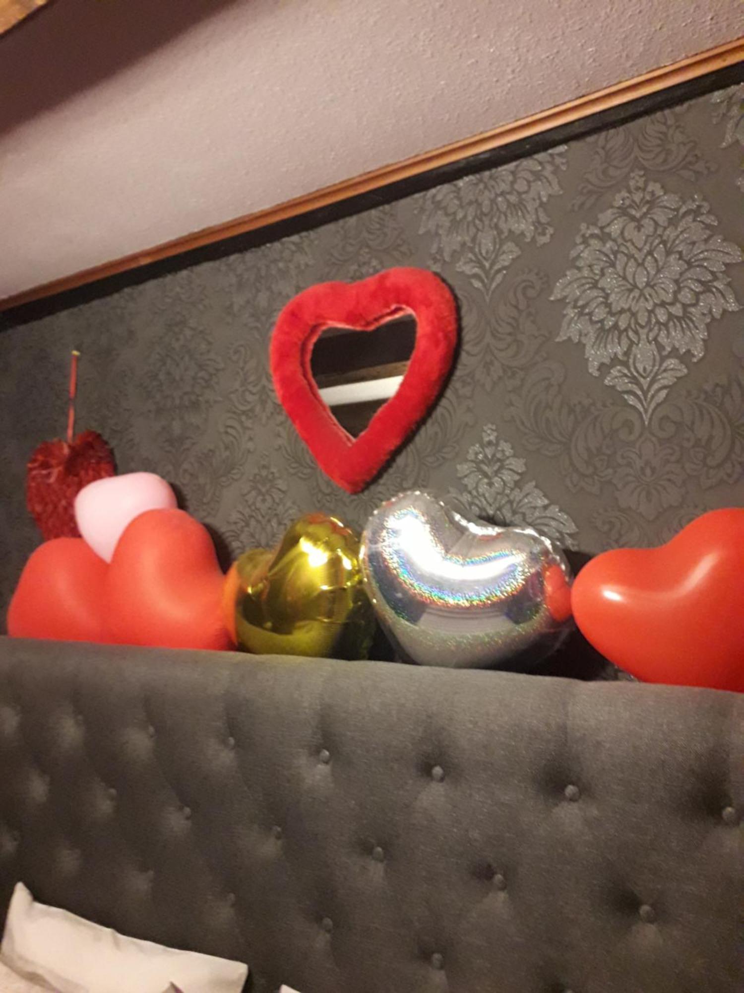 Love Room Le Rouge Et Noir Barr Eksteriør billede